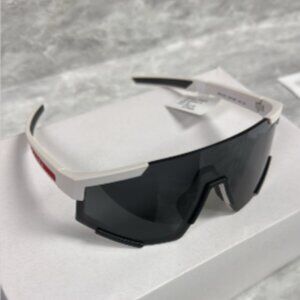 NEW | PRADA | 04WS | 04WS TWK06F | 39 | WHITE | DARK GREY | NON POLARIZED